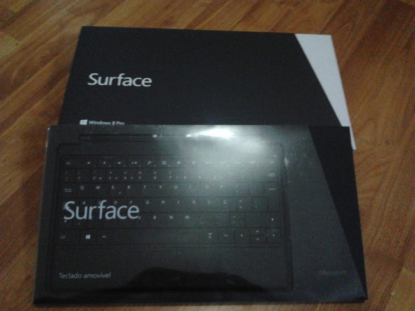 Surface + Capa